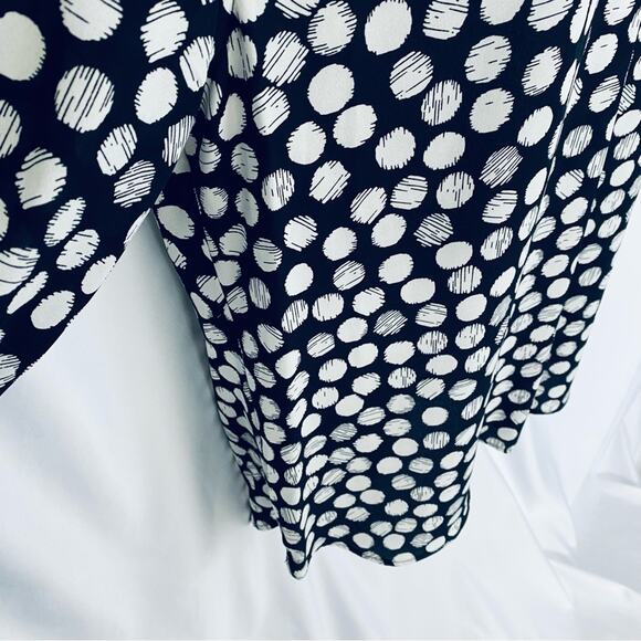 Nine West Long Sleeve Blouse Size Large/XL - Picture 7 of 11